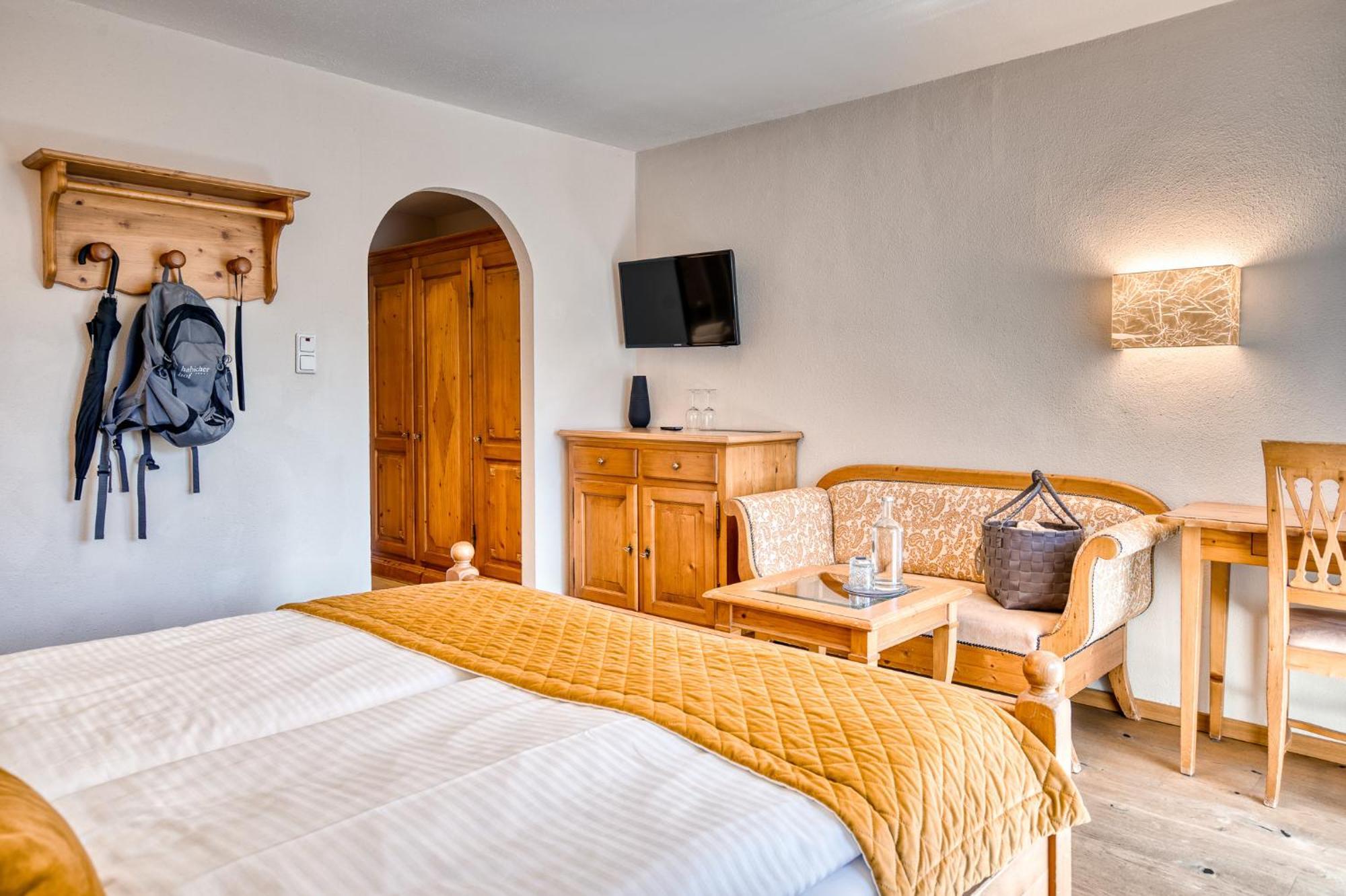 Hotel Habicher Hof 4 Oetz Room photo
