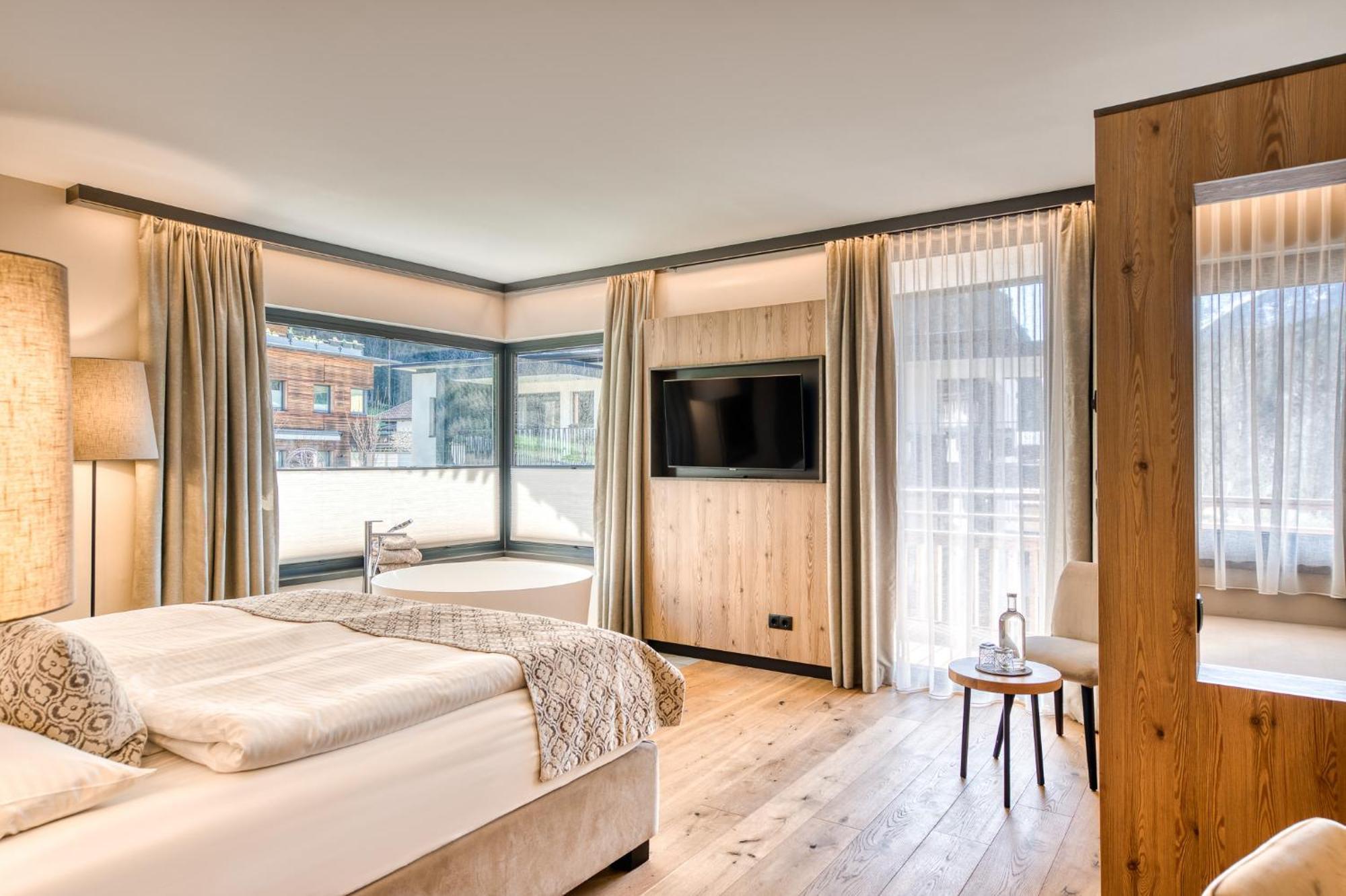 Hotel Habicher Hof 4 Oetz Room photo